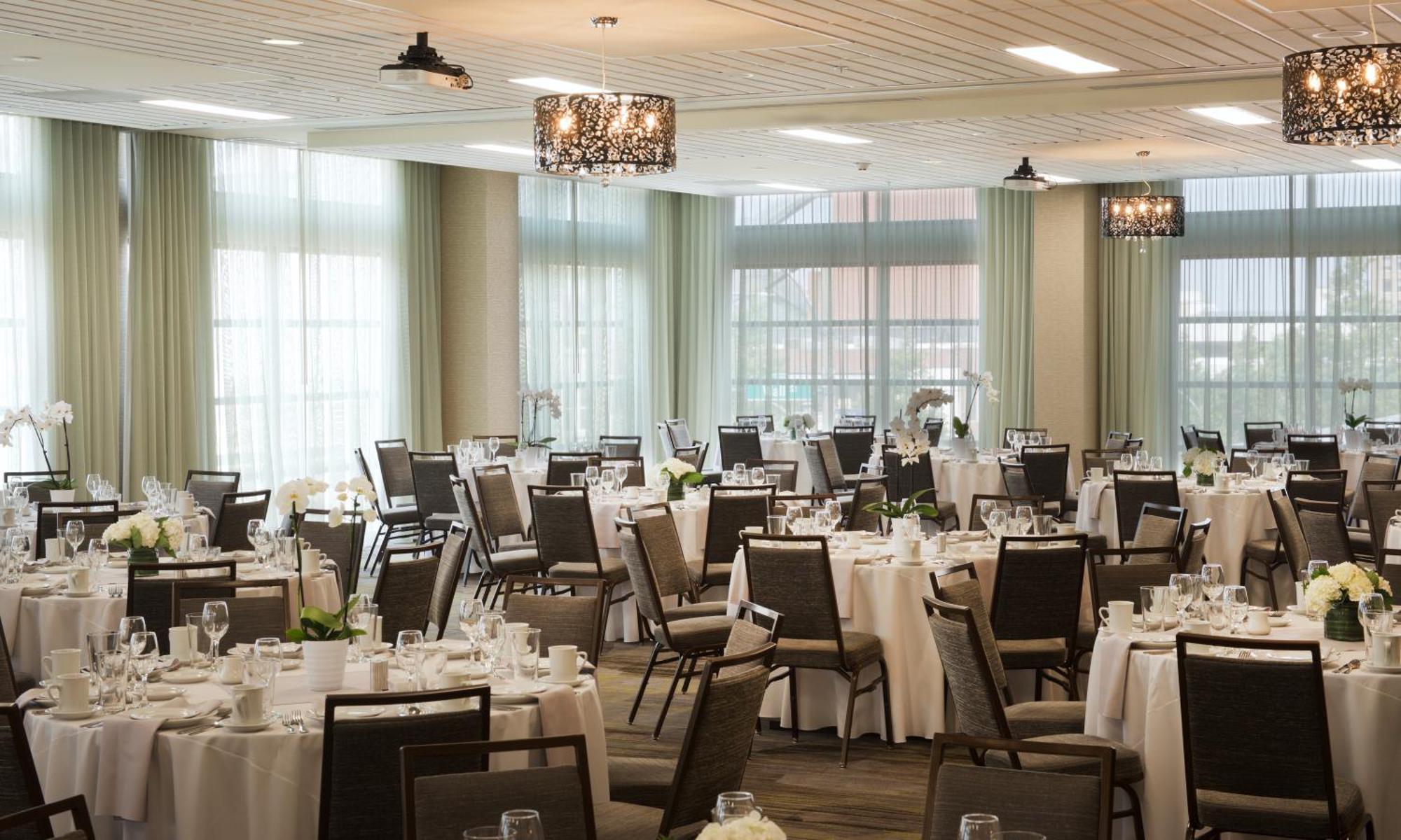 Courtyard By Marriott Seattle Everett Downtown Bagian luar foto