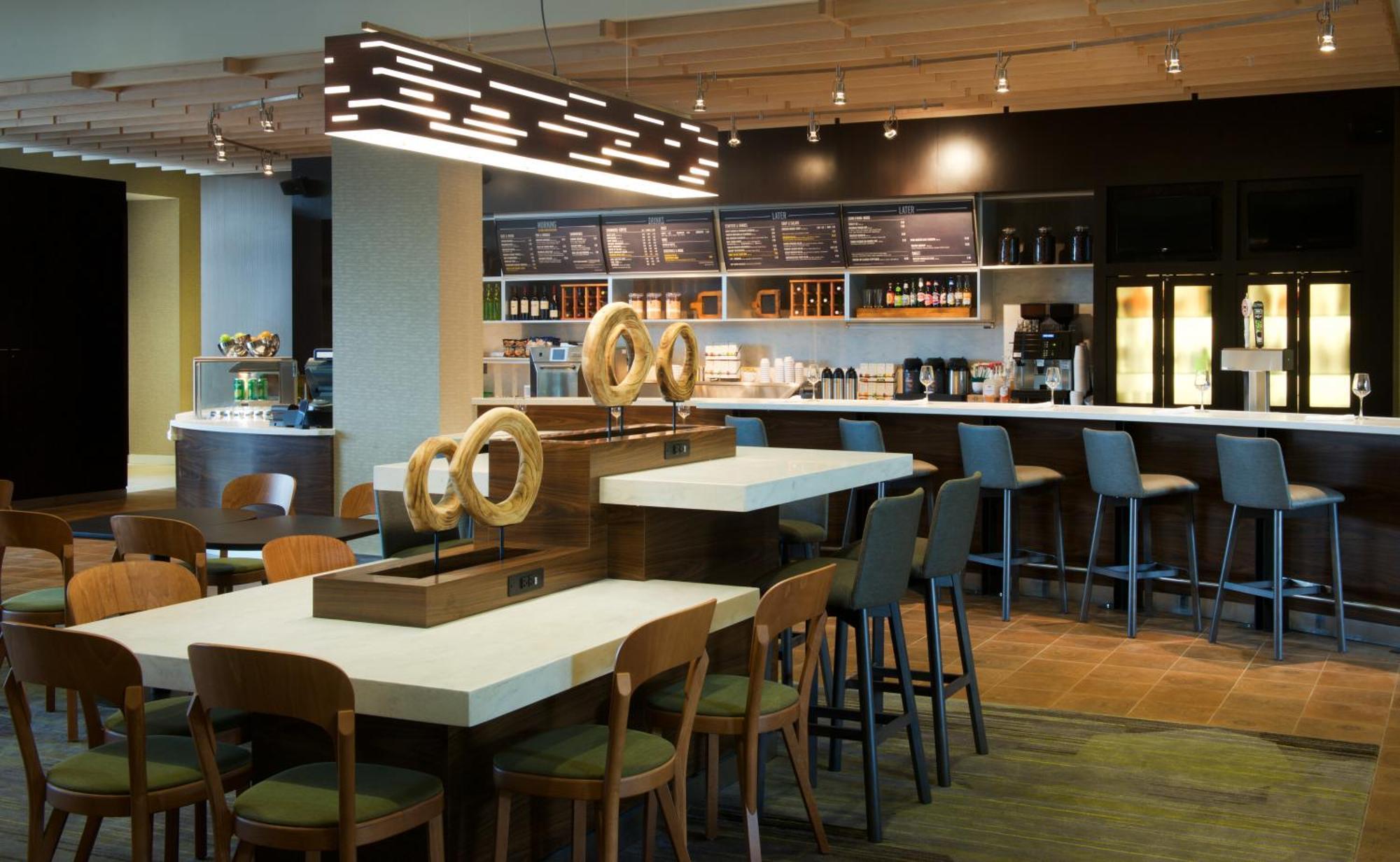 Courtyard By Marriott Seattle Everett Downtown Bagian luar foto