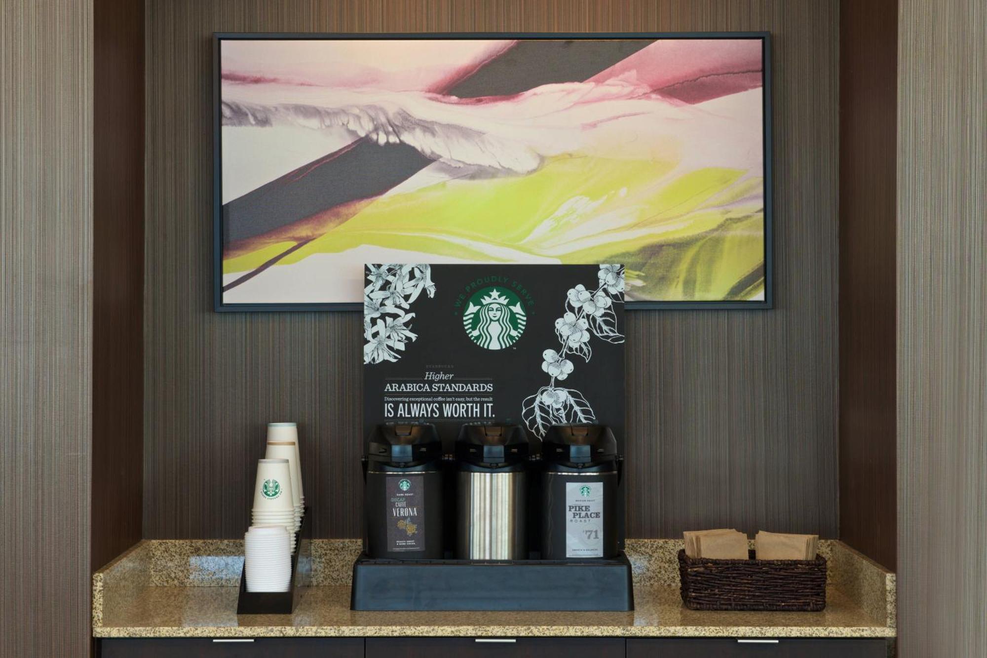 Courtyard By Marriott Seattle Everett Downtown Bagian luar foto
