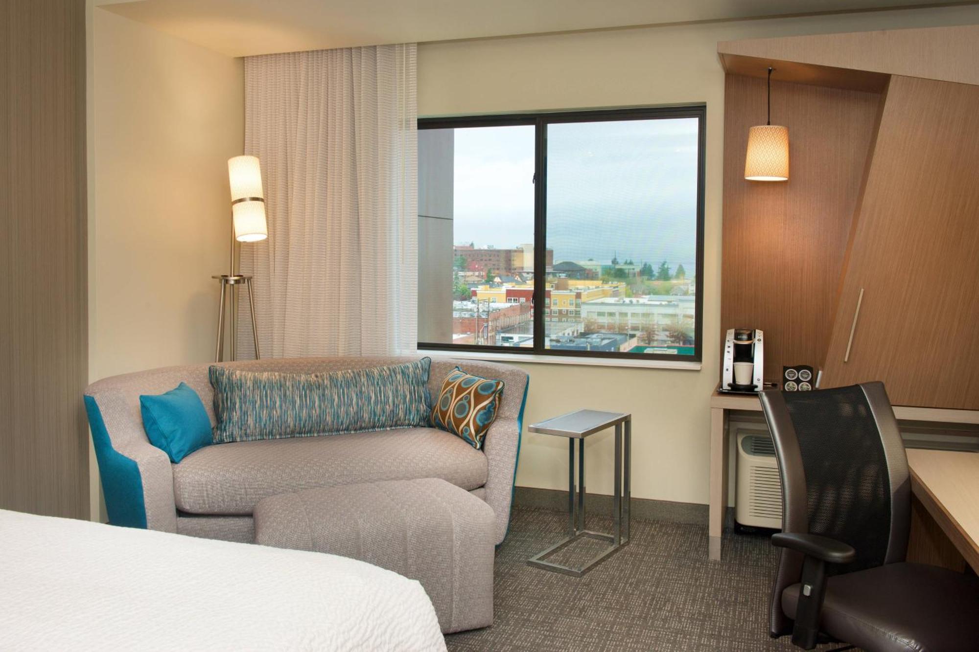 Courtyard By Marriott Seattle Everett Downtown Bagian luar foto